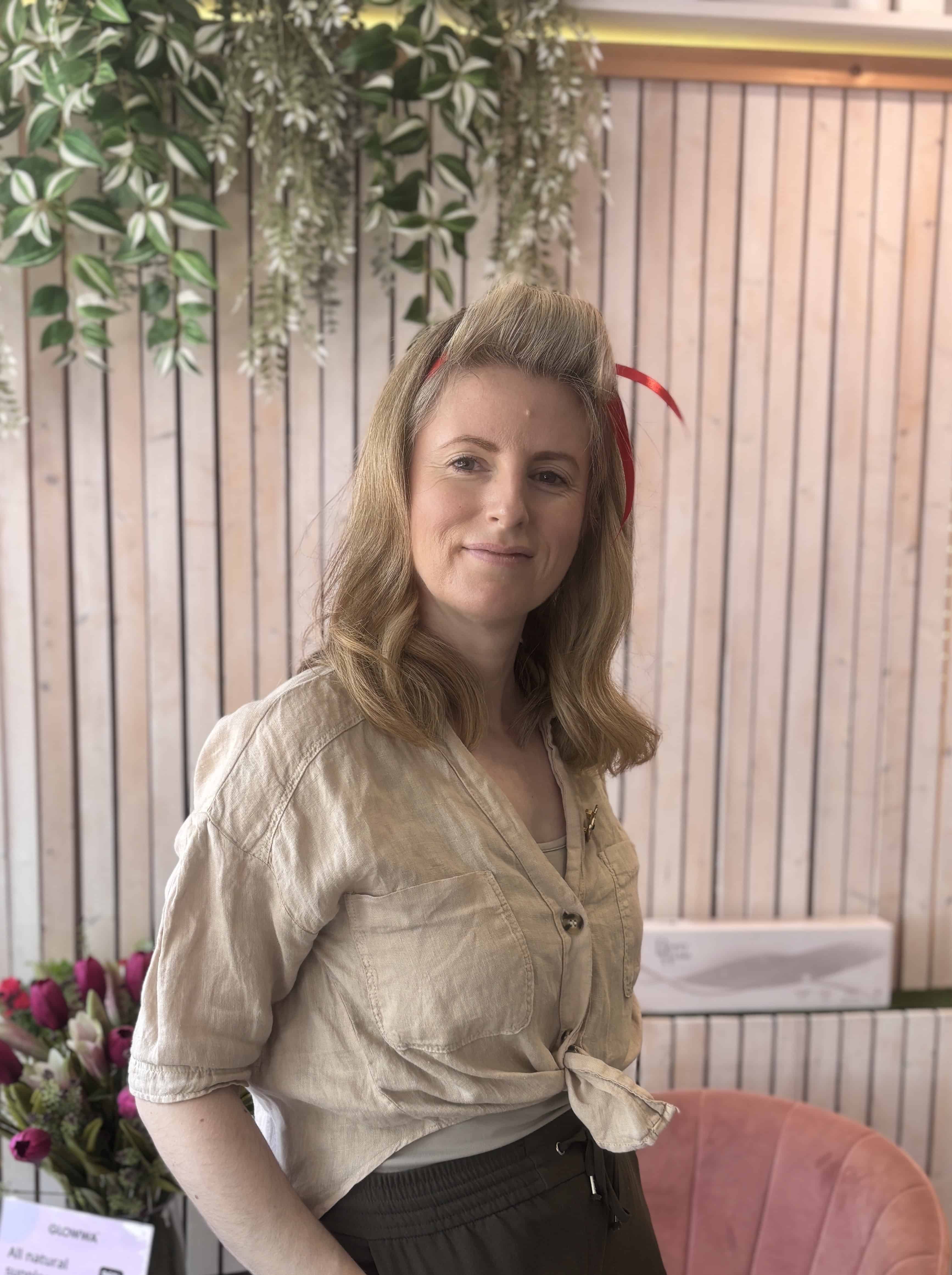 jam hair VE day louise